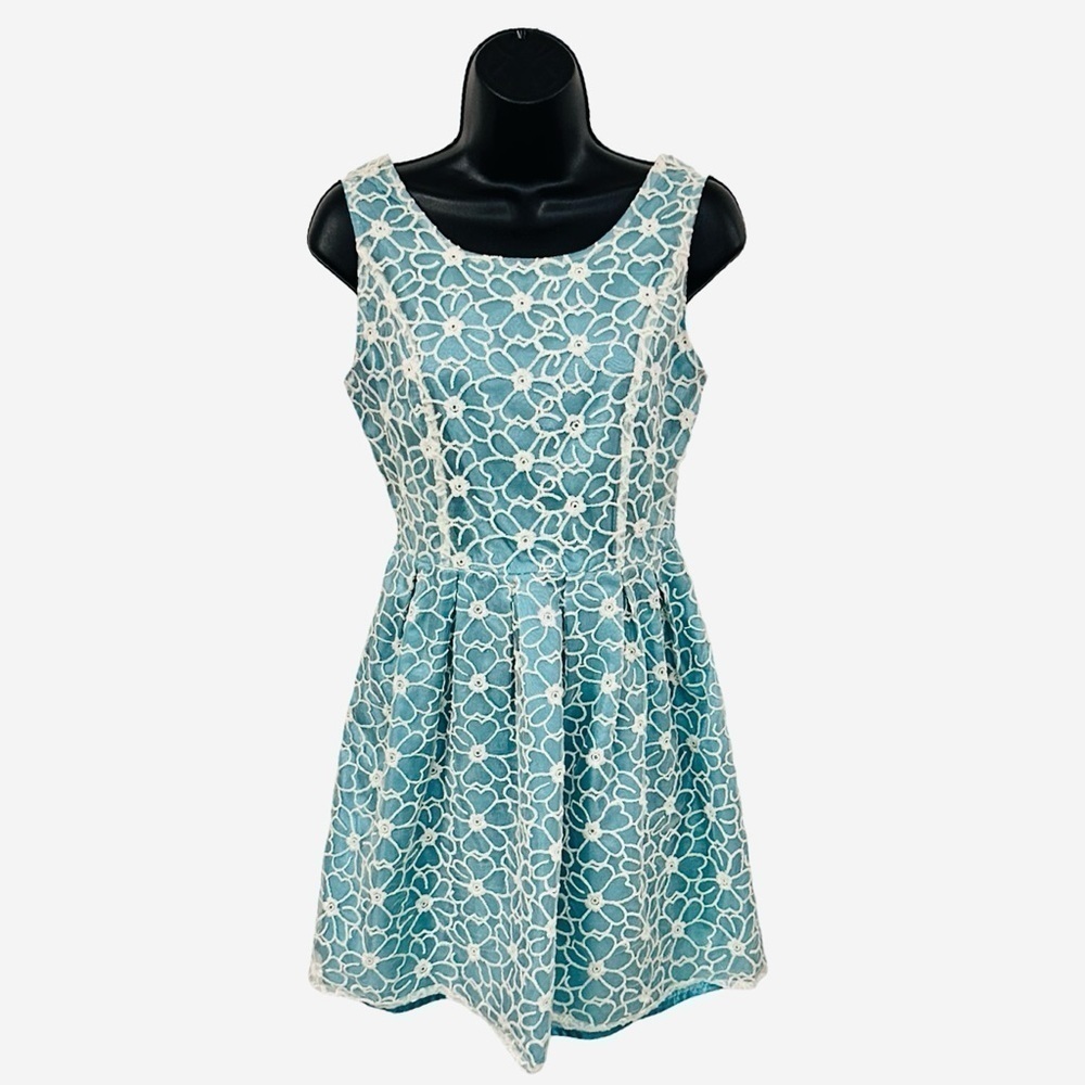 Francesca's Whisper Mini Dress White Floral Lace Overlay Mint Teal Lining Small